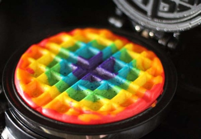 10895615-diy-rainbow-waffles-650-1467369795